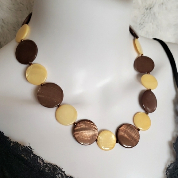 Vintage Hand Made Plastic Disc Button Necklace Brown Beige - Picture 1 of 9